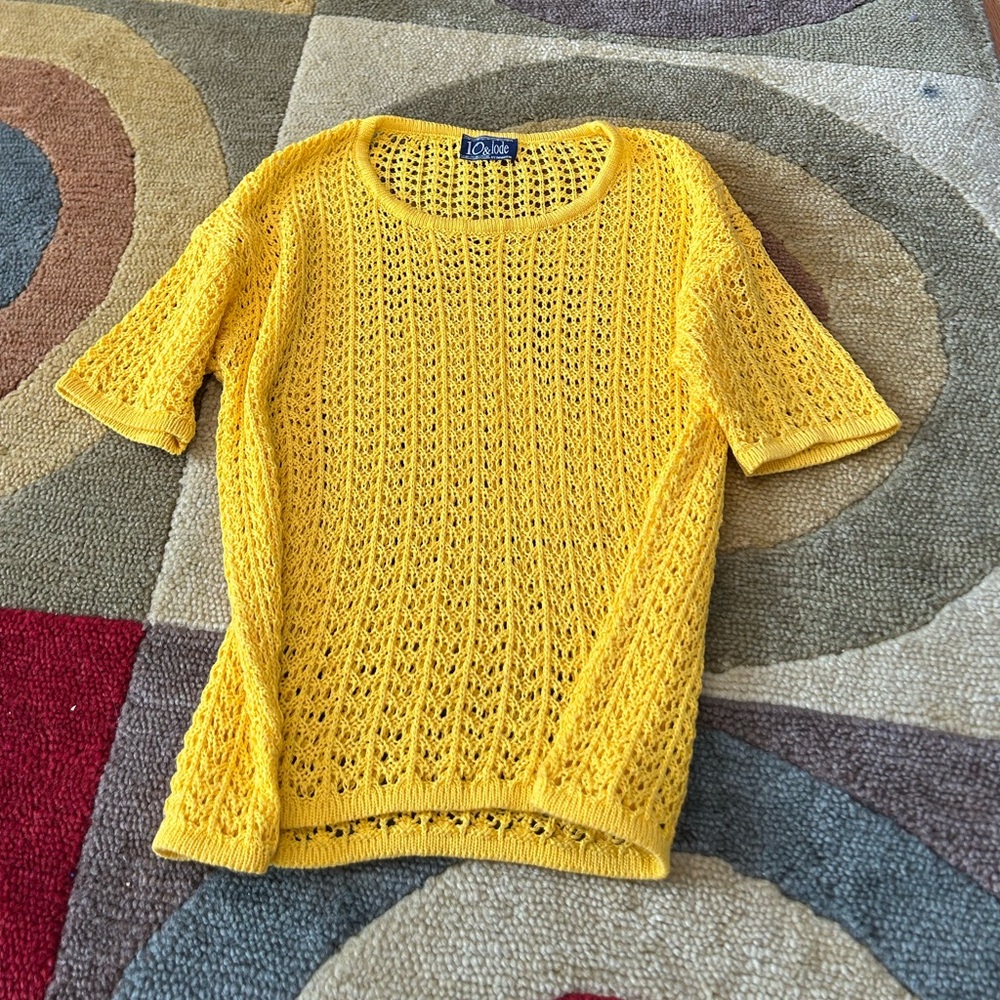 10 & Lode Mustard Yellow Short Sleeve Sweater Top Vintage Retro Early 2000’s S